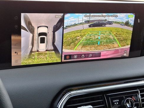 New 2025 Nissan Armada SL w/ Captain's Chari Seat Package image 11