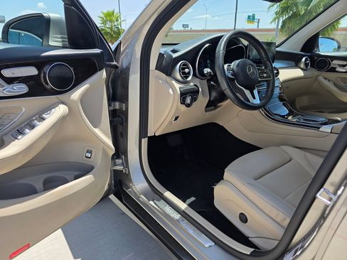 Certified 2022 Mercedes-Benz GLC 300 image 11