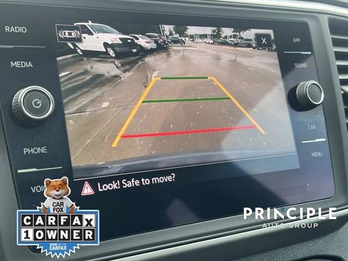 Used 2021 Volkswagen Atlas Cross Sport SE w/ Panoramic Sunroof Package FWD image 24
