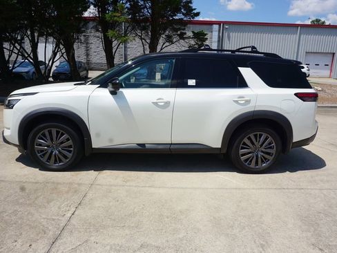 Used 2023 Nissan Pathfinder SL w/ SL Premium Package FWD image 20