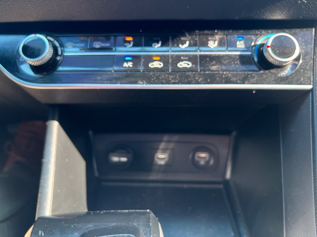 Used 2020 Hyundai Sonata SE FWD image 15