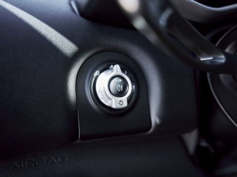 Used 2012 McLaren MP4-12C Coupe image 50