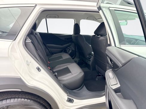Used 2025 Subaru Outback image 17