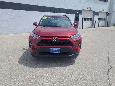 Used 2021 Toyota RAV4 XLE w/ XLE Grade Weather Package AWD/4WD image 10