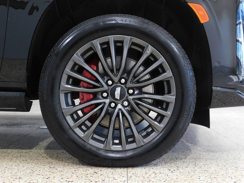 Used 2024 Cadillac Escalade ESV V w/ LPO, Floor Liner Package AWD/4WD image 99