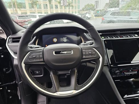 New 2025 Jeep Grand Cherokee L Altitude image 22