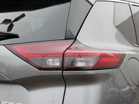 Used 2023 Nissan Rogue Platinum w/ Platinum Premium Package image 17