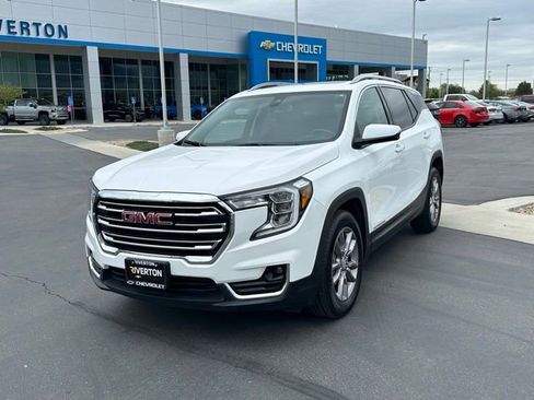 Certified 2024 GMC Terrain SLT AWD/4WD image 31