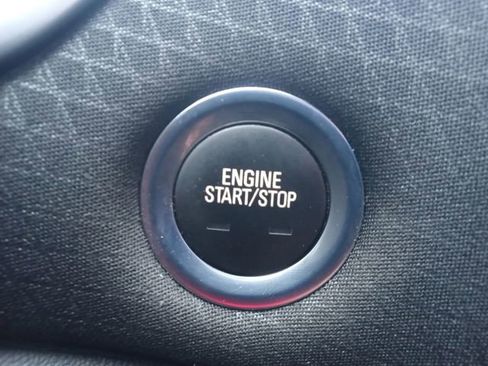 Used 2023 Chevrolet Malibu LT image 31