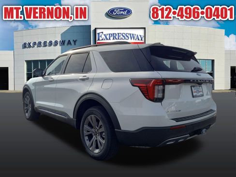 Used 2025 Ford Explorer Active w/ Active Comfort Package AWD/4WD image 8