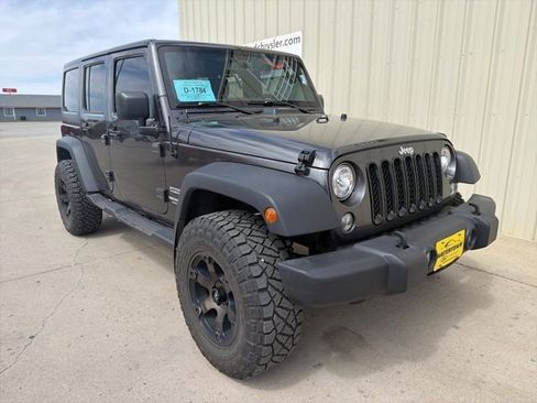 Used 2017 Jeep Wrangler Unlimited Sport w/ Quick Order Package 24S AWD/4WD image 2