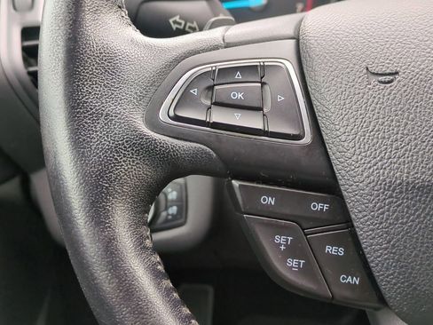 Used 2017 Ford Escape SE w/ Equipment Group 201A image 27