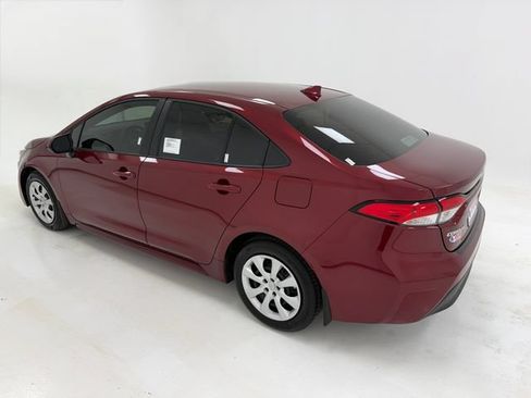 Used 2026 Toyota Corolla LE FWD image 37