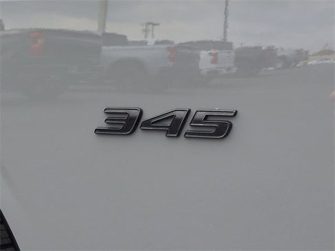 Used 2023 Dodge Challenger R/T w/ Plus Package image 31