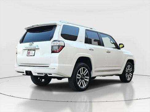Certified 2022 Toyota 4Runner Limited AWD/4WD image 5