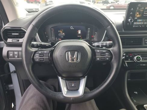 Used 2023 Honda Pilot Elite image 31
