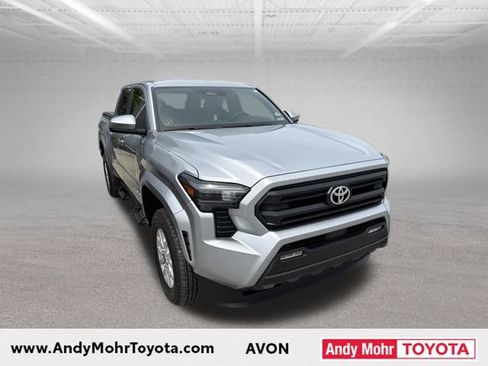 Certified 2025 Toyota Tacoma SR5 AWD/4WD image 1