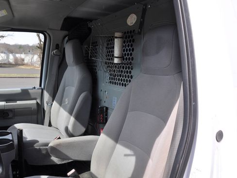 Used 2013 Ford E-250 and Econoline 250 RWD image 19