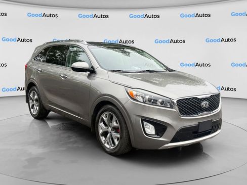 Used 2017 Kia Sorento SX FWD image 12