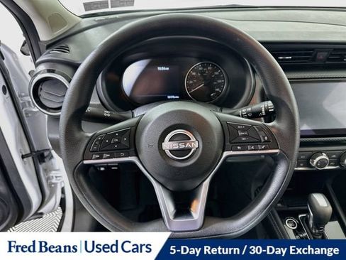 Used 2023 Nissan Kicks SV FWD image 15