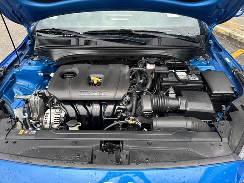 Used 2023 Kia Forte GT-Line w/ GT-Line Technology Package FWD image 3