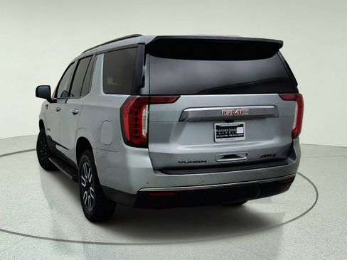 Used 2024 GMC Yukon AT4 w/ Technology Package AWD/4WD image 11