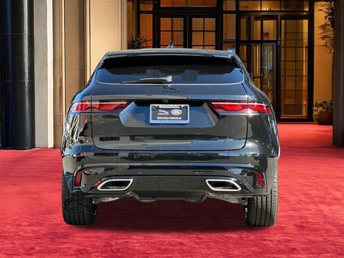New 2025 Jaguar F-PACE R-Dynamic S image 9