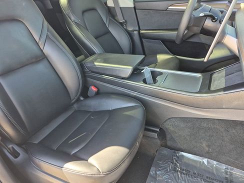 Used 2023 Tesla Model Y Long Range AWD/4WD image 15