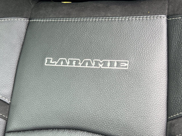 New 2026 RAM 2500 Laramie AWD/4WD image 14