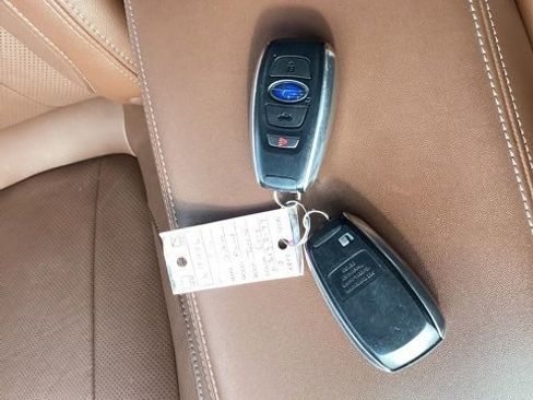 Used 2019 Subaru Ascent Touring image 30