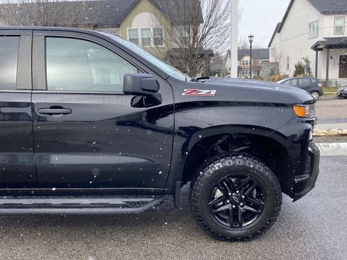 Used 2020 Chevrolet Silverado 1500 Custom Trail Boss w/ Custom Convenience Package image 8