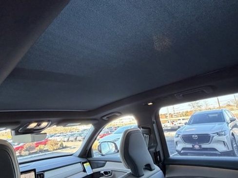 New 2026 Volvo XC90 B6 Plus image 7