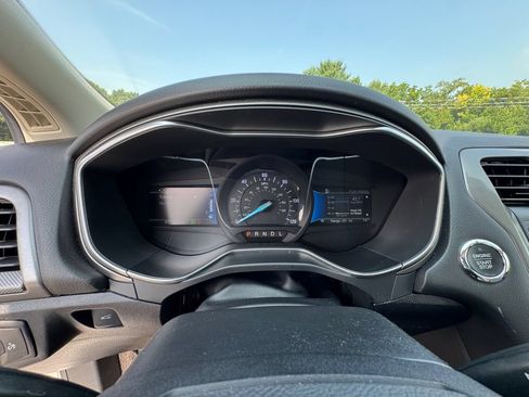 Used 2018 Ford Fusion S FWD image 23