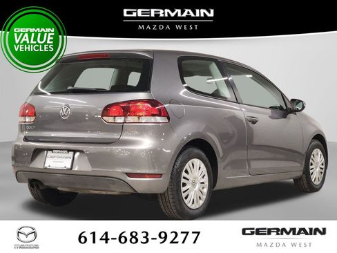 Used 2010 Volkswagen Golf 2-Door image 8