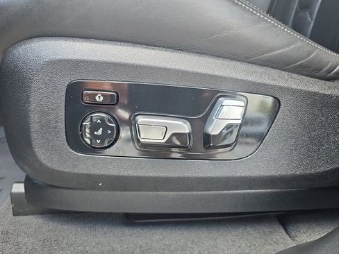 Used 2021 BMW X5 M w/ Competition Package AWD/4WD image 18