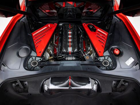 Used 2023 Chevrolet Corvette Stingray Preferred Cpe w/ Z51 Performance Package RWD image 8