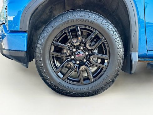 Used 2022 GMC Sierra 1500 Elevation w/ Elevation Premium Package AWD/4WD image 36