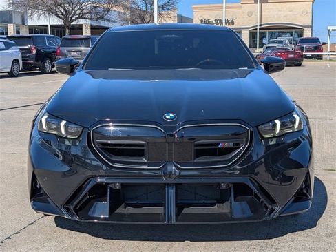 Used 2026 BMW M5 w/ Executive Package image 6