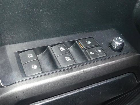 Used 2017 Toyota Tacoma TRD Off-Road w/ Tow Package image 16