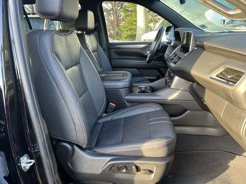 Certified 2024 Chevrolet Suburban RST w/ Luxury Package image 34