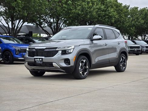 New 2026 Kia Seltos S FWD image 2