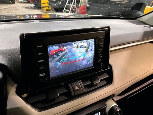 Used 2019 Toyota RAV4 XLE w/ Convenience Package image 27