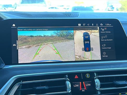 Used 2022 BMW X5 xDrive40i w/ Premium Package image 32