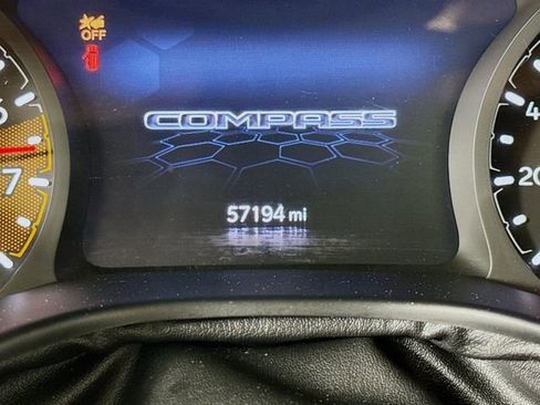 Used 2022 Jeep Compass Trailhawk w/ Sun and Sound Group AWD/4WD image 12