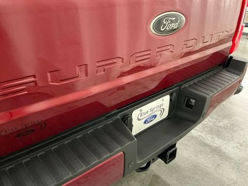 New 2026 Ford F250 XLT w/ XLT Premium Package AWD/4WD image 8