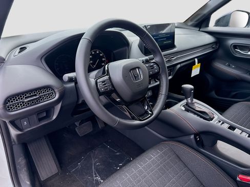 New 2026 Honda HR-V Sport image 9