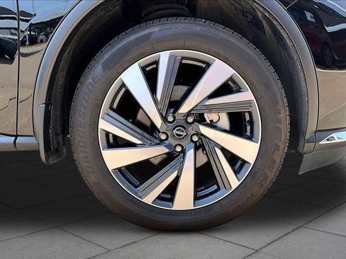 Used 2024 Nissan Murano SL FWD image 11