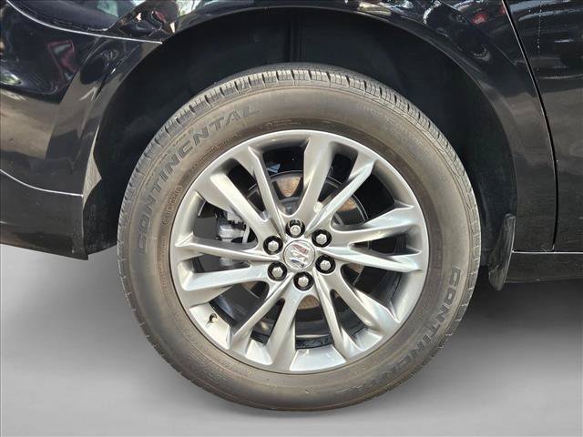 Used 2023 Buick Enclave Avenir w/ Avenir Technology Package FWD image 21