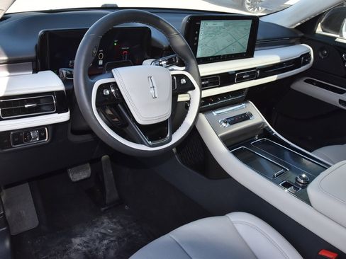 New 2026 Lincoln Aviator 2WD image 35