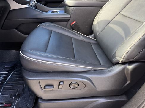 Used 2022 GMC Yukon SLT image 29